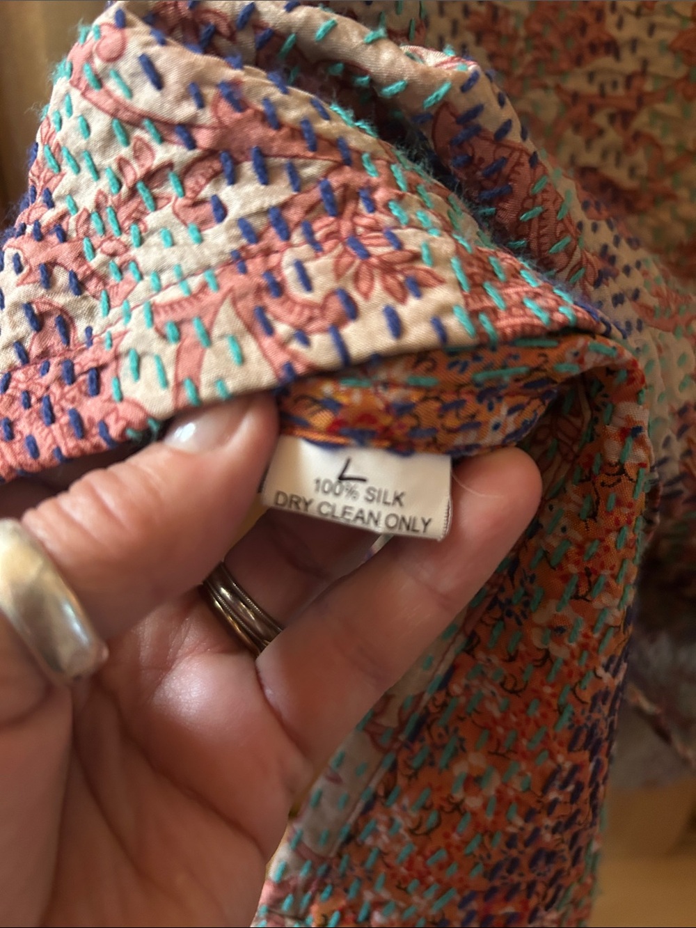 Sleeveless Printed Quilted Silk Vest in Cream and Dusty Rose - Picture 7 of 8